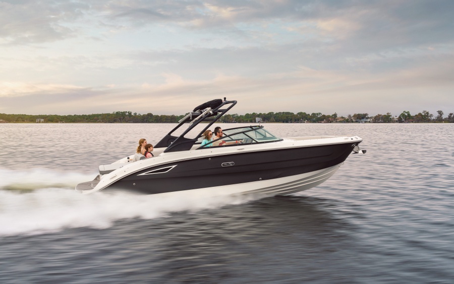 Sea Ray 290 SDX: продуман до мелочей
