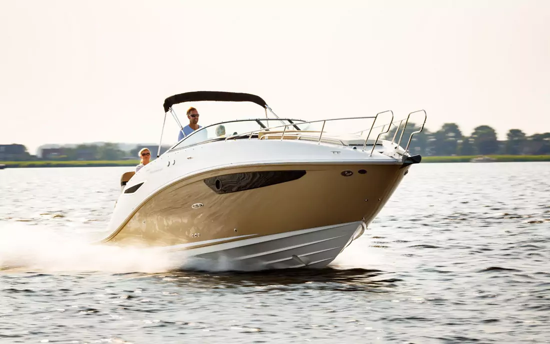 Катер Sea Ray Sundancer 265: лучший в сегменте